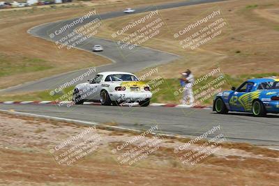 media/May-20-2023-Nasa (Sat) [[10d3e13866]]/Time Trails/Session 2 Outside Turn 6/